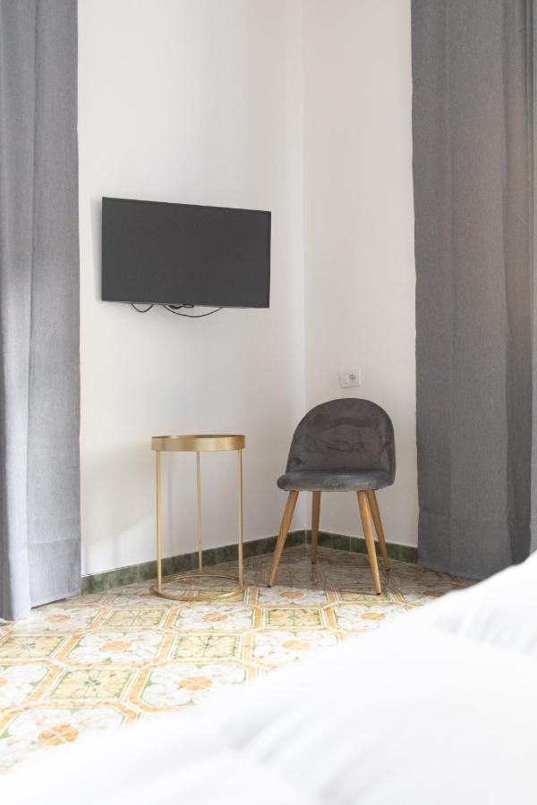 Nella'S Carlo III Apartment Naples Extérieur photo